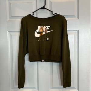 Nike sweater size small
